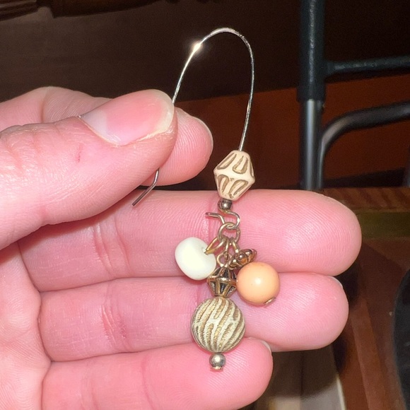 Beaded Stone Boho Dangle Drop Earrings - Picture 7 of 9